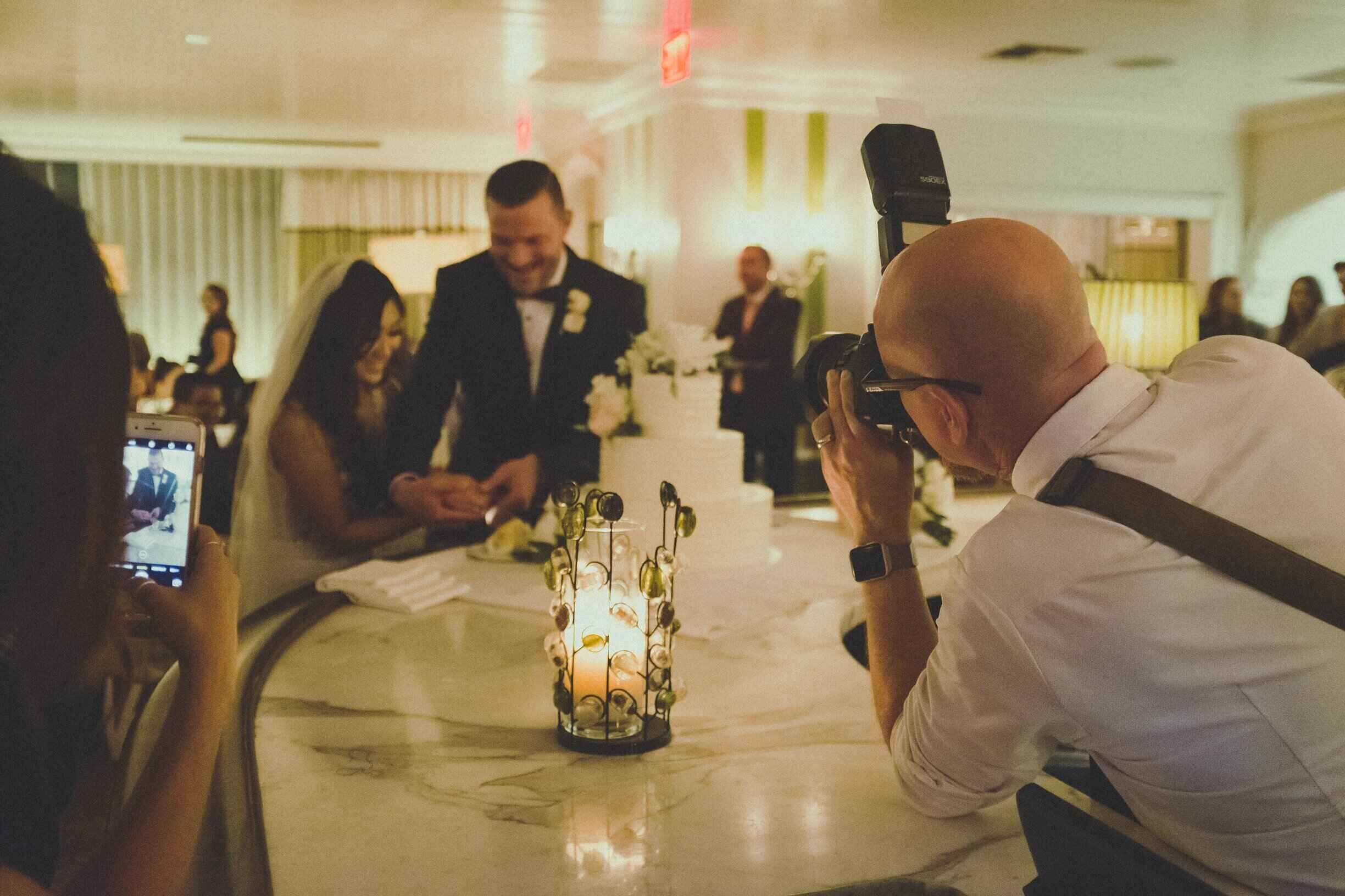 5-tips-sebelum-memilih-fotografer-untuk-acara-pernikahan